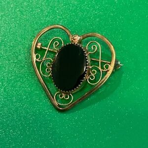 Vintage 12K Signed Catamore Heart Onyx Brooch/pin